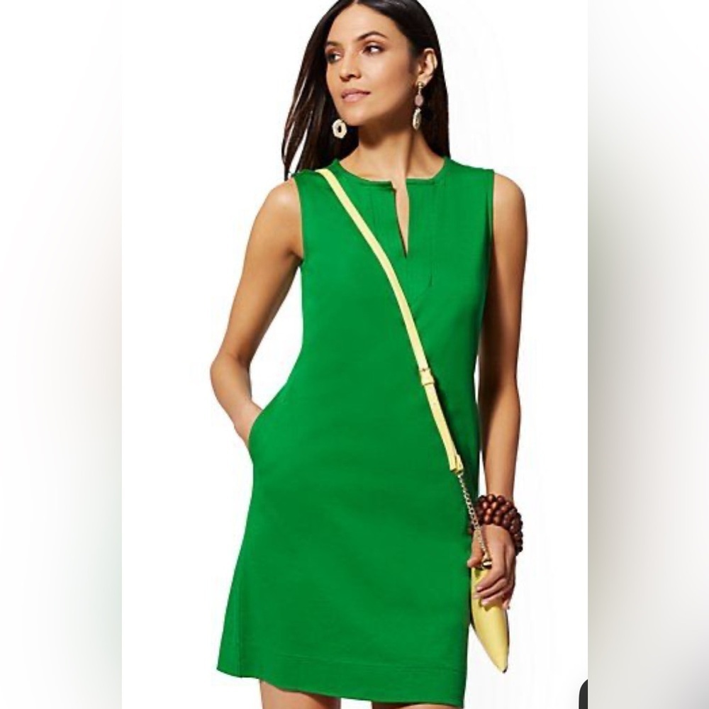 New York & Company Sleeveless Green Buisness Casual Dress Size: Small